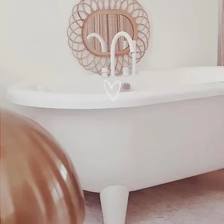 P E N T H O U S E P A N O R A M I C T E R R A C E S Appartamento