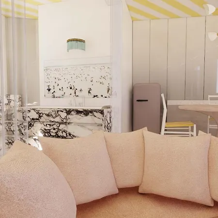 P E N T H O U S E P A N O R A M I C T E R R A C E S